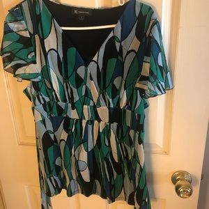 Blue, Green an Black Geometric Print Top